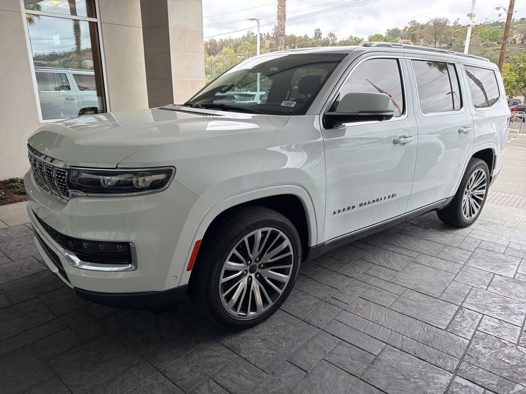 2022 Jeep Grand Wagoneer Series III
