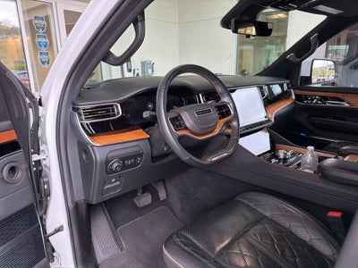 2022 Jeep Grand Wagoneer Series III