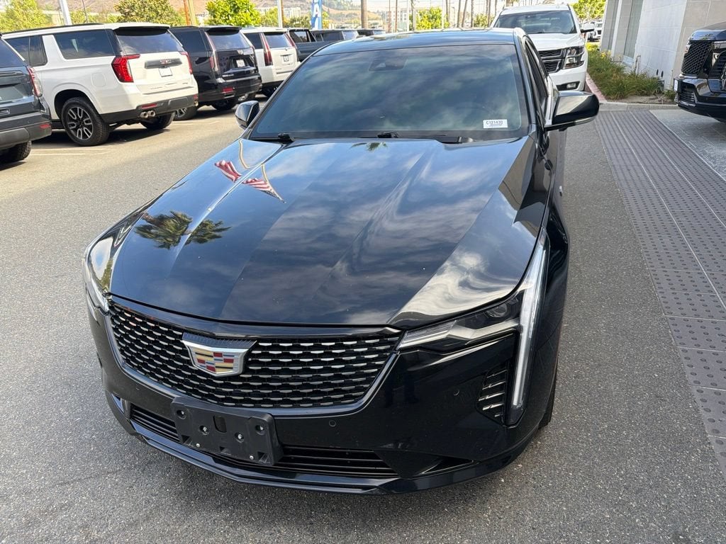 2023 Cadillac CT4 Premium Luxury