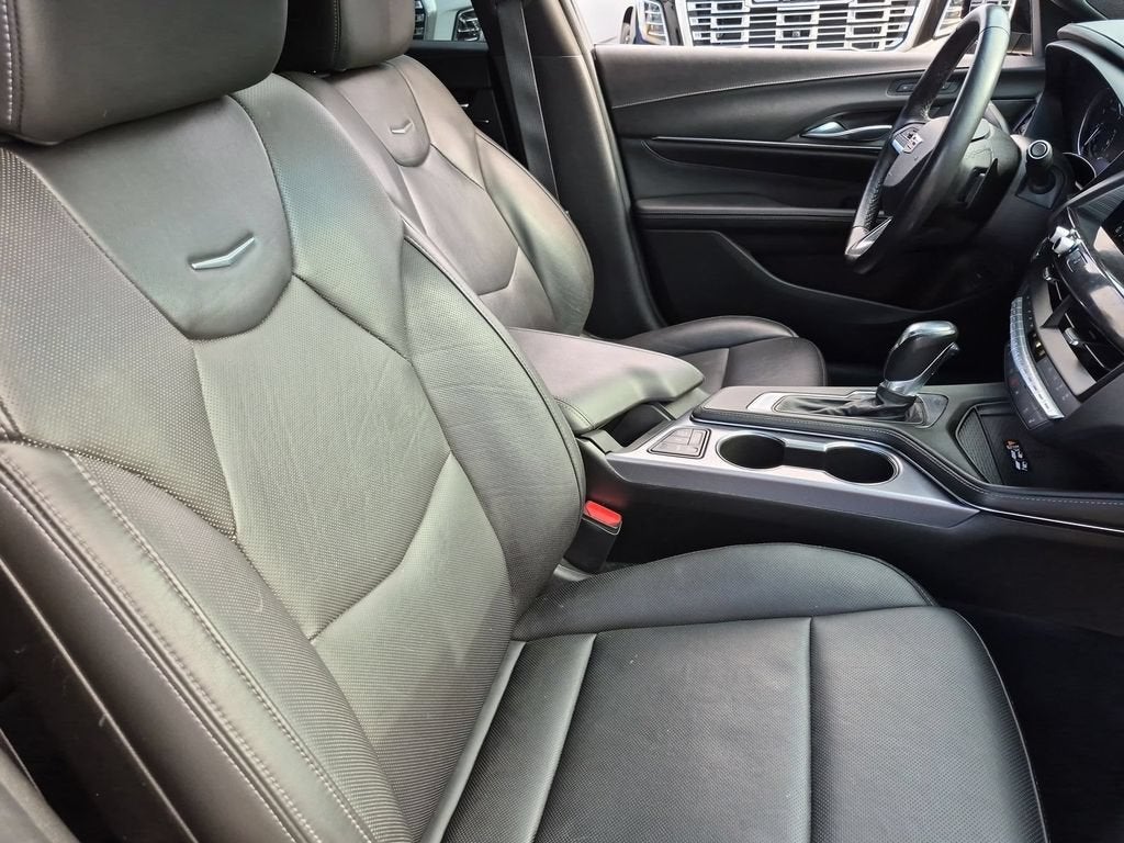 2023 Cadillac CT4 Premium Luxury