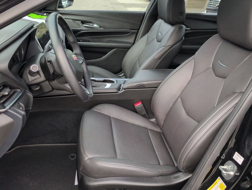 2025 Cadillac CT4 Premium Luxury