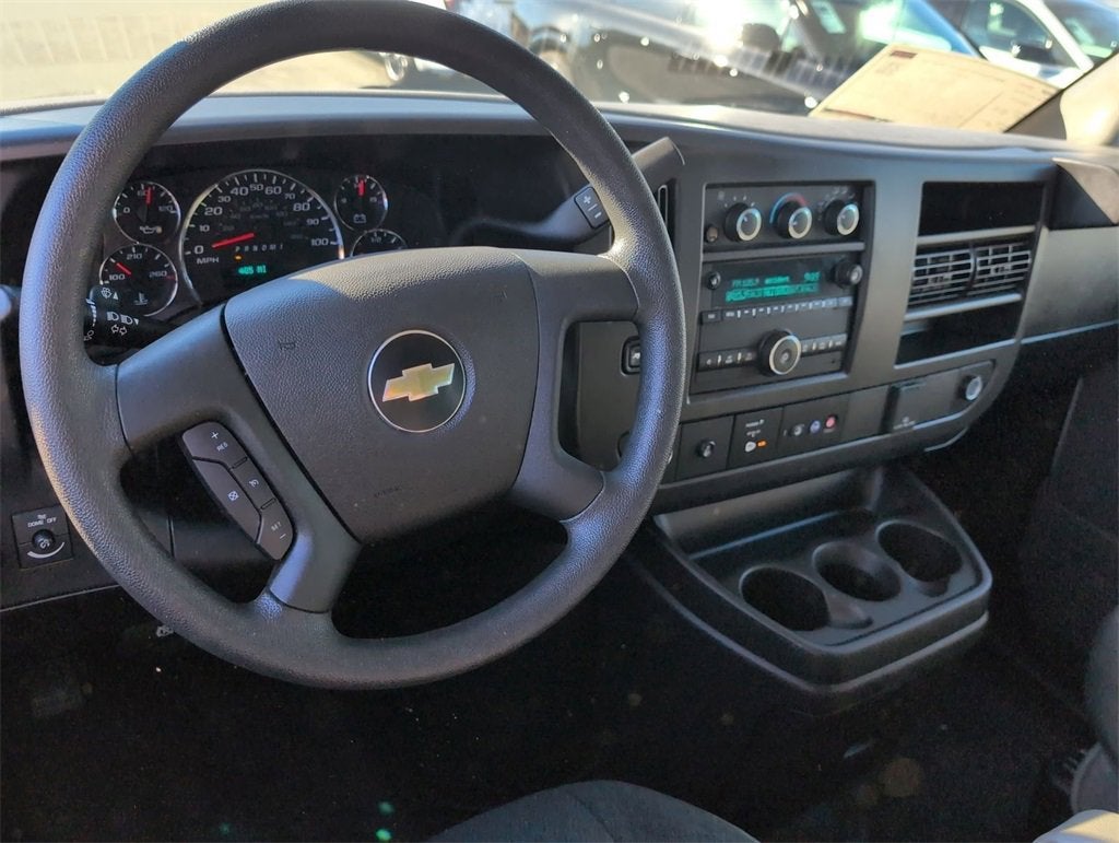 2024 Chevrolet Express Cargo 2500 WT
