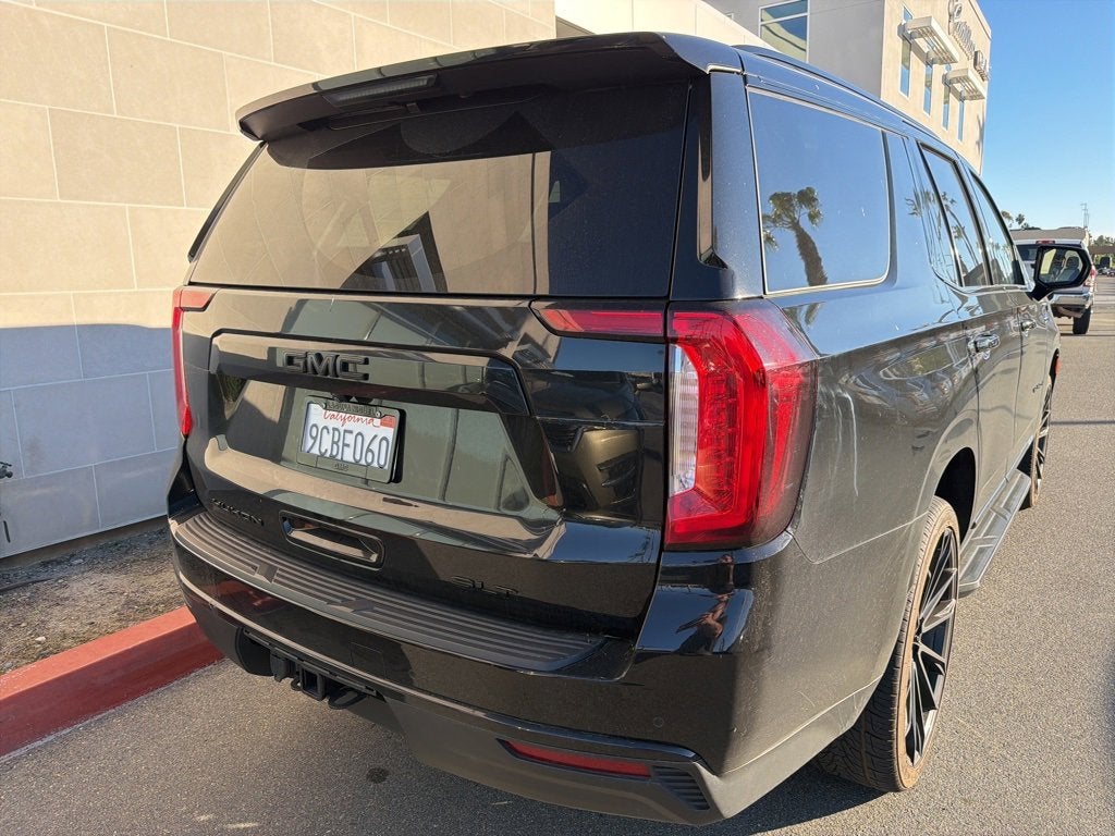 2022 GMC Yukon SLT
