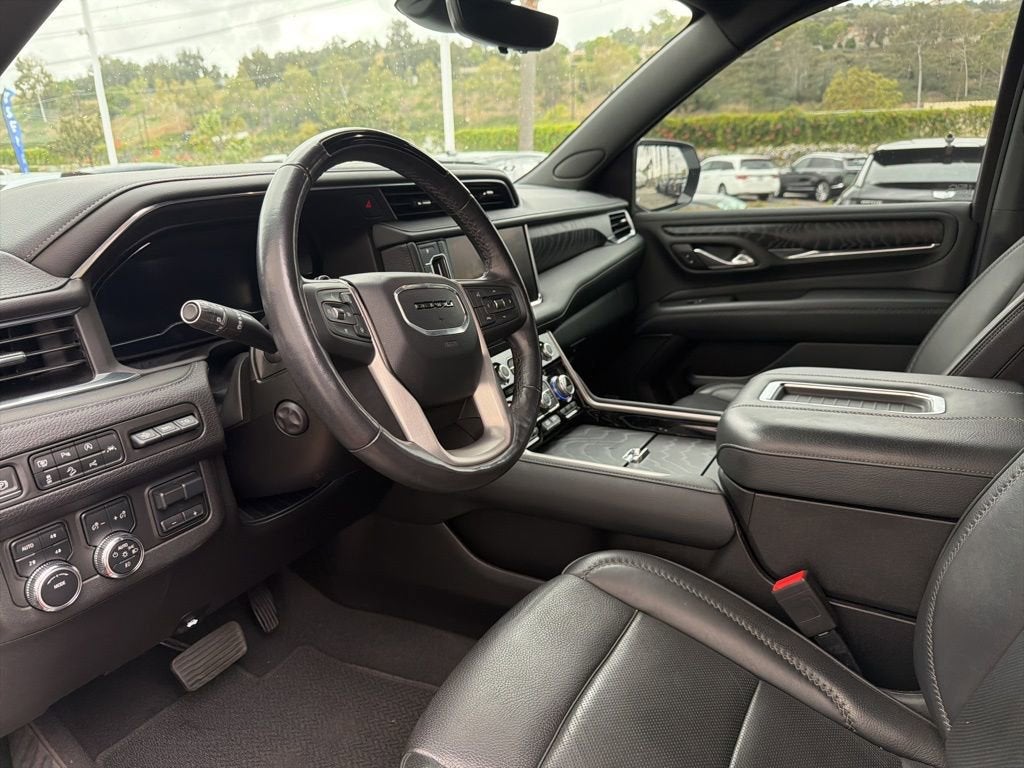 2023 GMC Yukon Denali