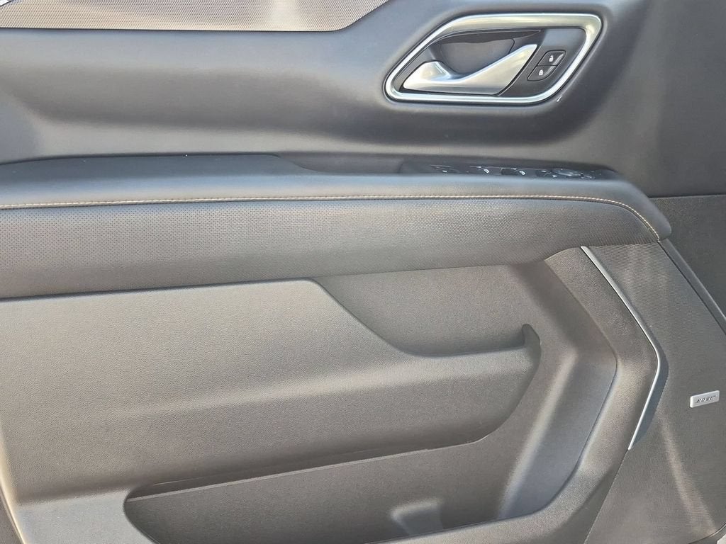 2022 GMC Yukon XL AT4