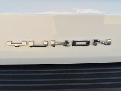 2022 GMC Yukon XL AT4