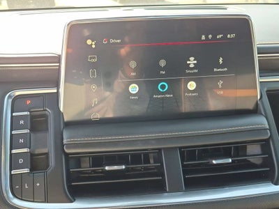 2022 GMC Yukon XL AT4