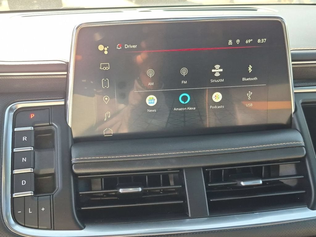 2022 GMC Yukon XL AT4