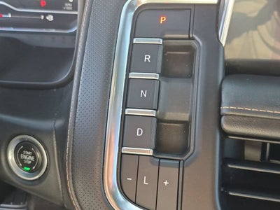 2022 GMC Yukon XL AT4