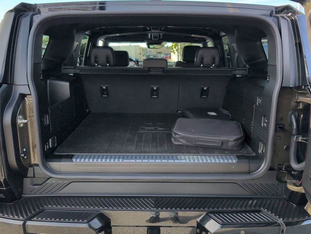 2025 GMC HUMMER EV SUV 2X