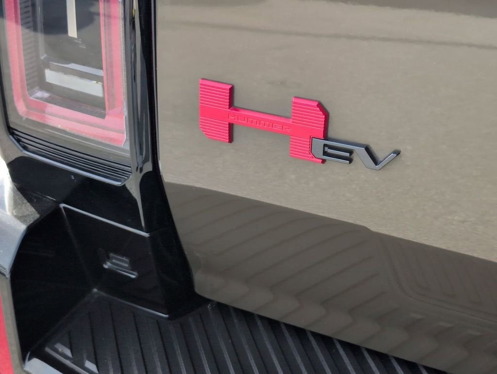 2025 GMC HUMMER EV SUV 2X