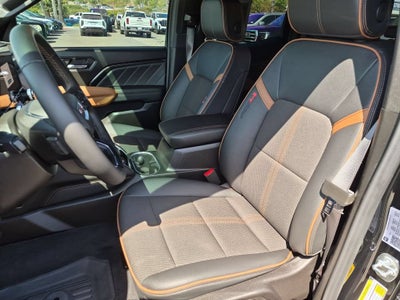 2025 GMC Canyon AT4
