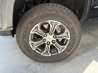2025 GMC Canyon AT4