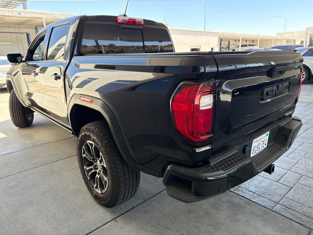 2025 GMC Canyon AT4