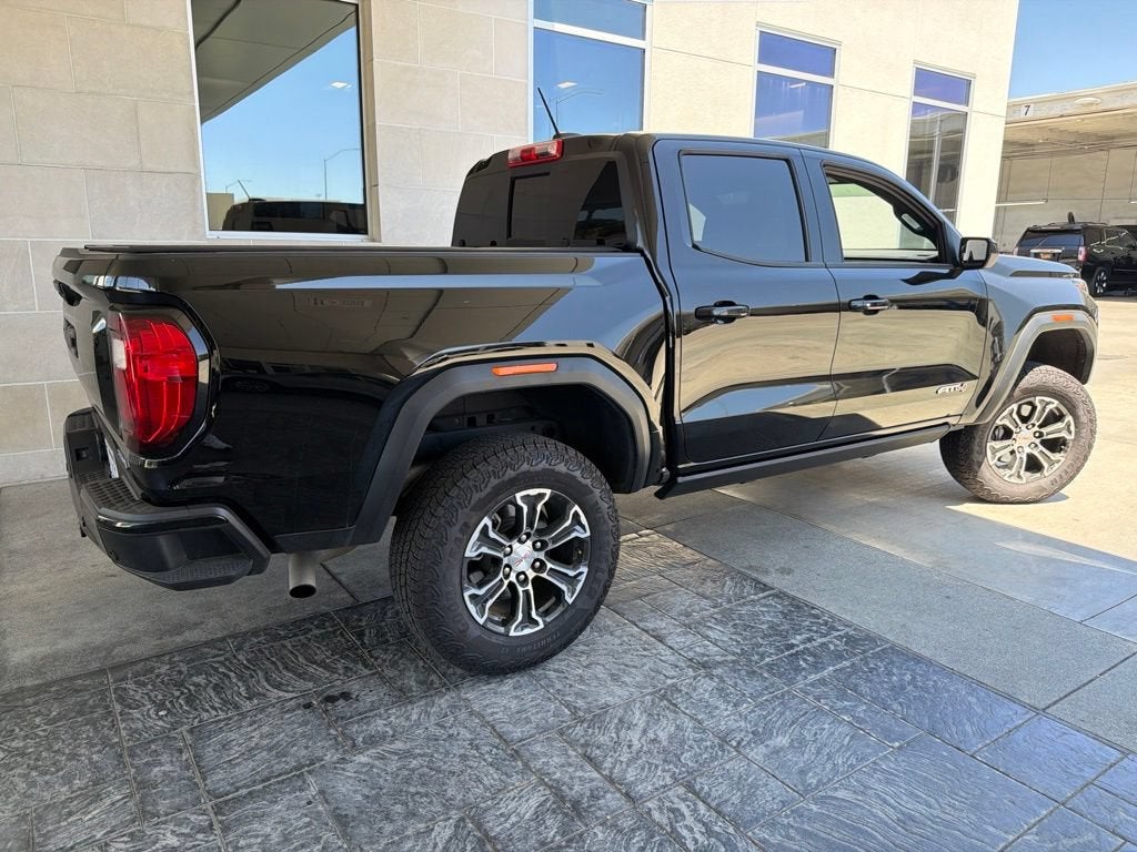 2025 GMC Canyon AT4