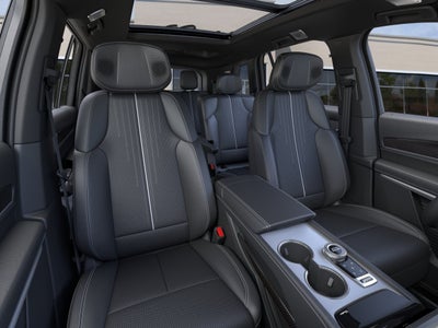 2027 Cadillac VISTIQ Luxury