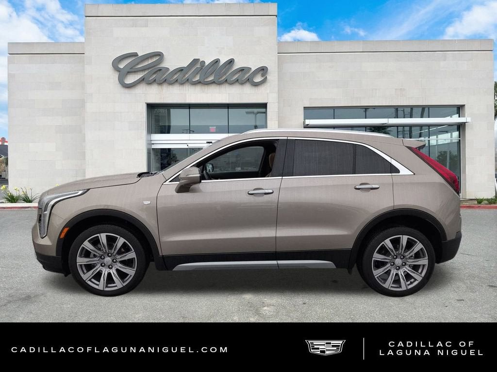 2023 Cadillac XT4 Premium Luxury