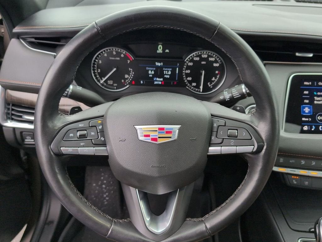 2023 Cadillac XT4 Premium Luxury