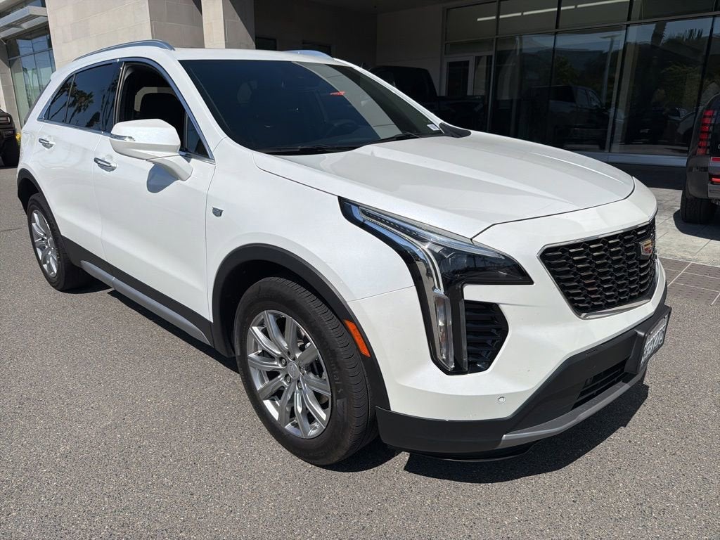 2023 Cadillac XT4 Premium Luxury