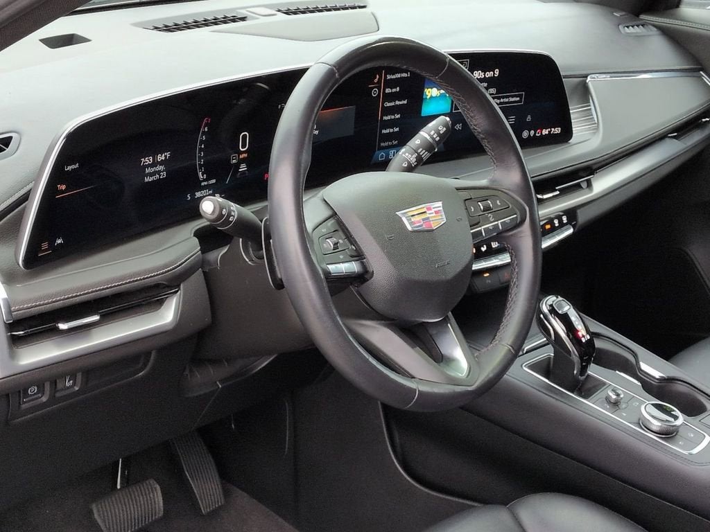 2024 Cadillac XT4 Premium Luxury