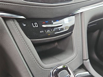 2025 Cadillac XT5 Luxury