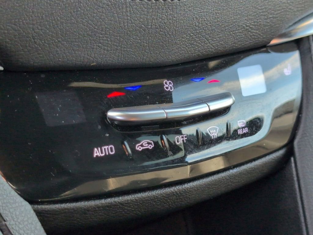 2024 Cadillac XT5 Luxury