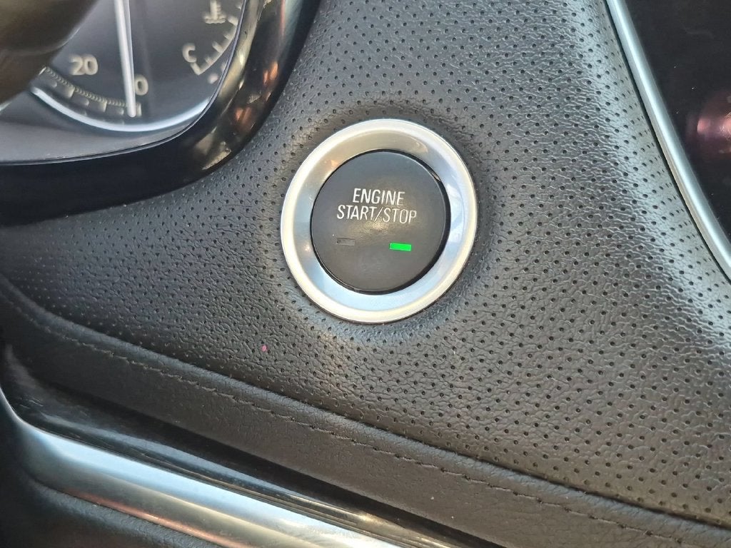 2021 Cadillac XT5 FWD Premium Luxury