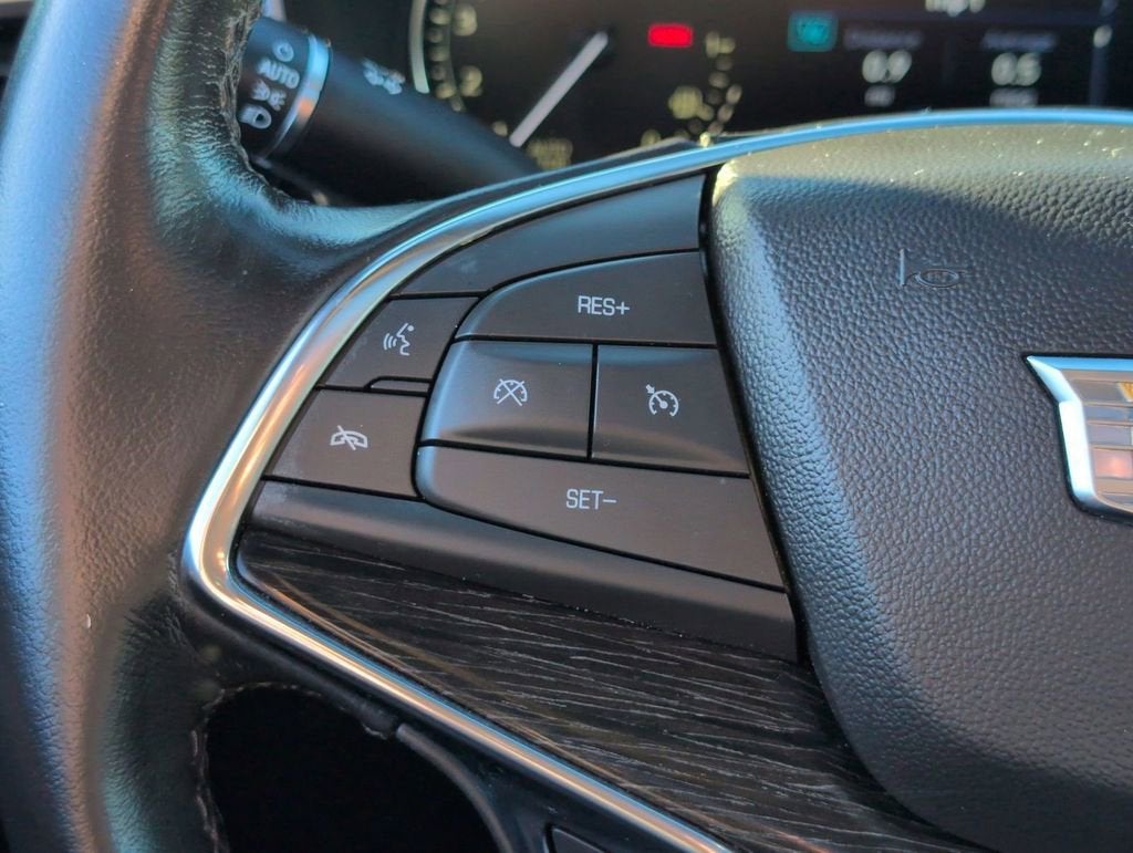 2020 Cadillac XT5 Premium Luxury