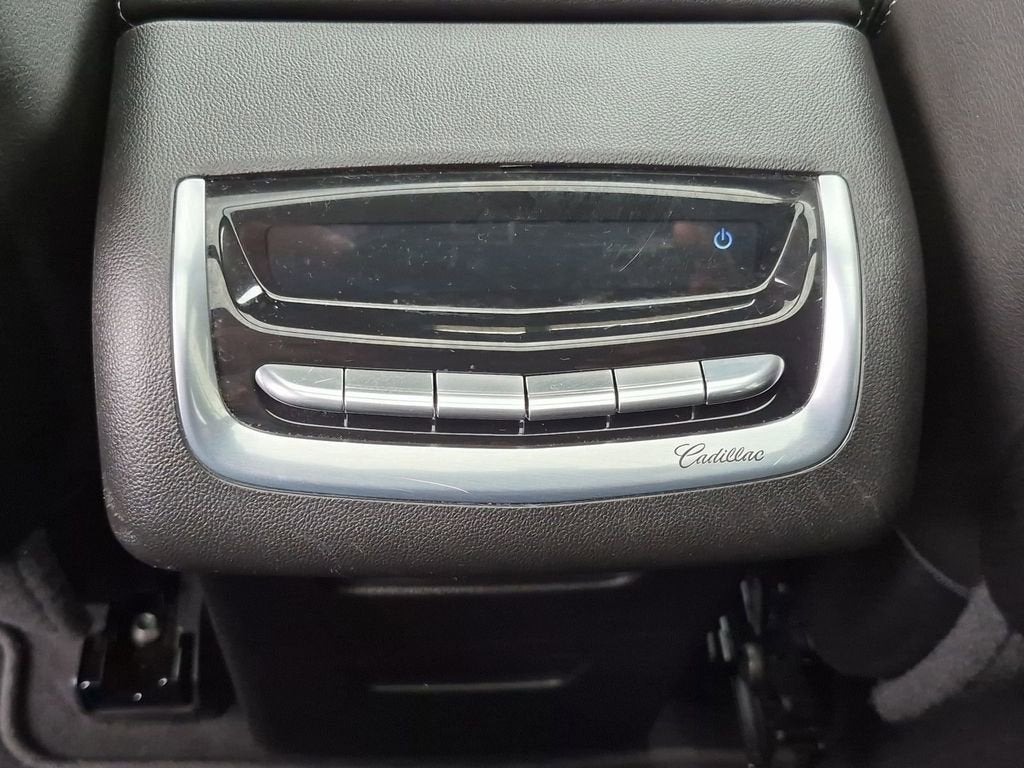 2023 Cadillac XT6 Luxury