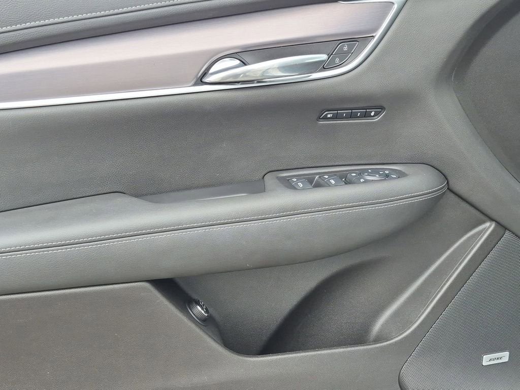 2023 Cadillac XT6 Luxury