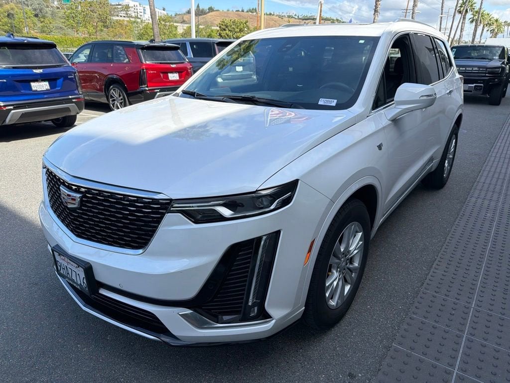 2023 Cadillac XT6 Luxury