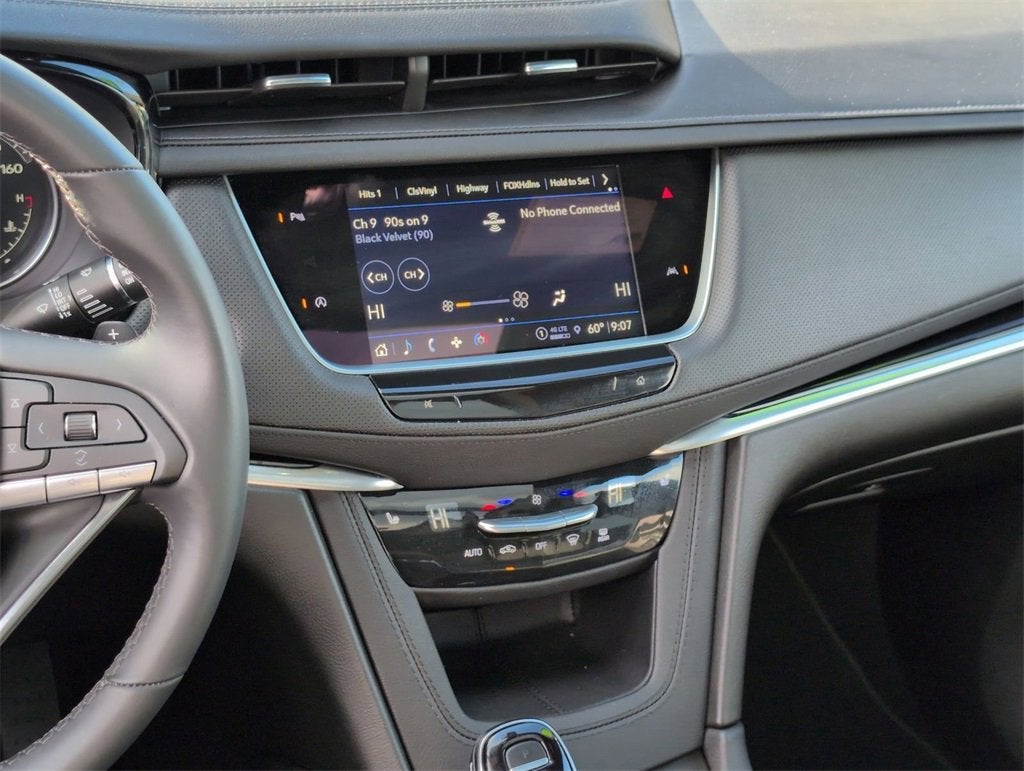 2025 Cadillac XT6 Luxury