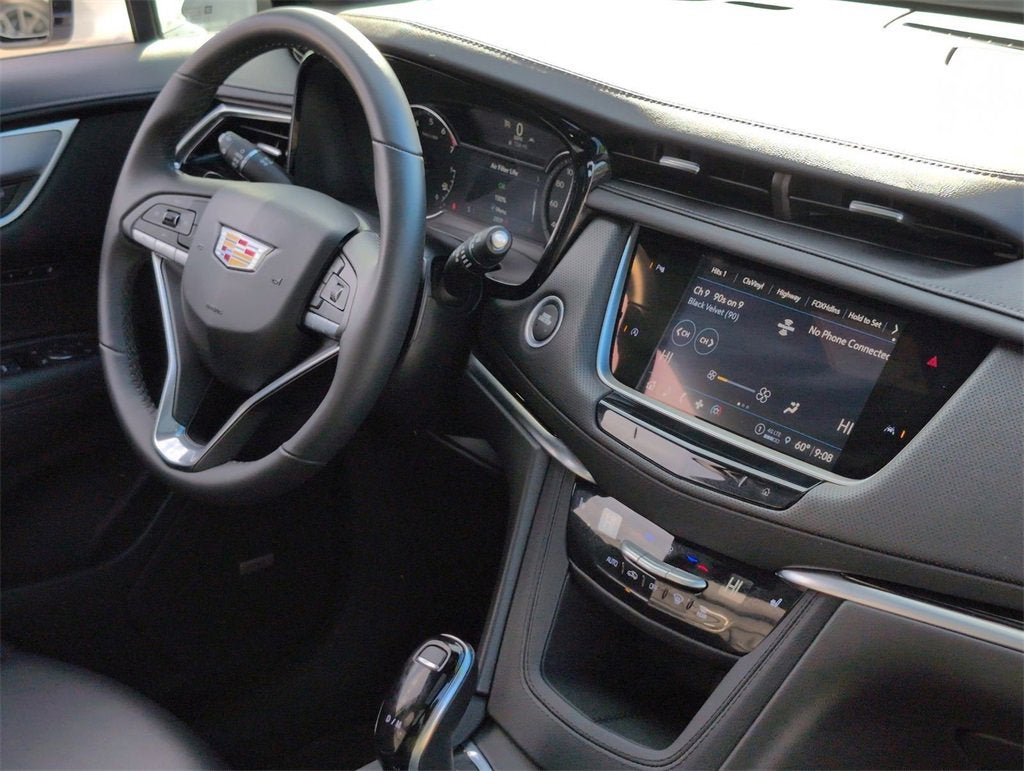 2025 Cadillac XT6 Luxury