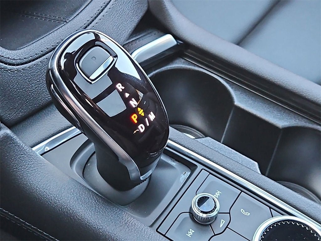 2025 Cadillac XT6 Luxury