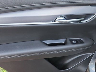 2025 Cadillac XT6 Luxury