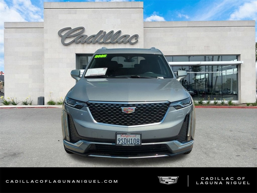 2025 Cadillac XT6 Luxury