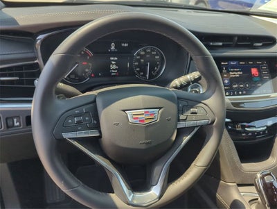 2025 Cadillac XT6 Luxury