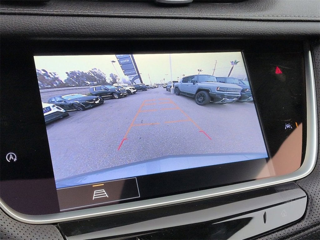 2025 Cadillac XT6 Luxury