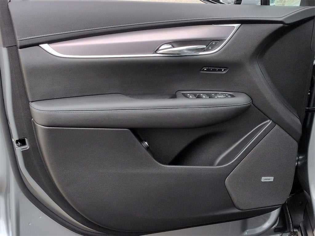 2025 Cadillac XT6 Luxury