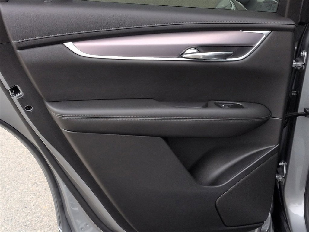 2025 Cadillac XT6 Luxury