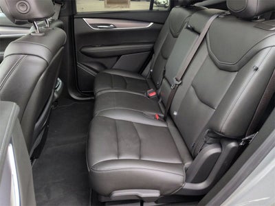 2025 Cadillac XT6 Luxury