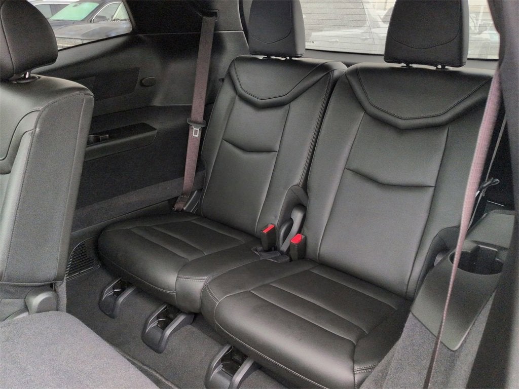 2025 Cadillac XT6 Luxury