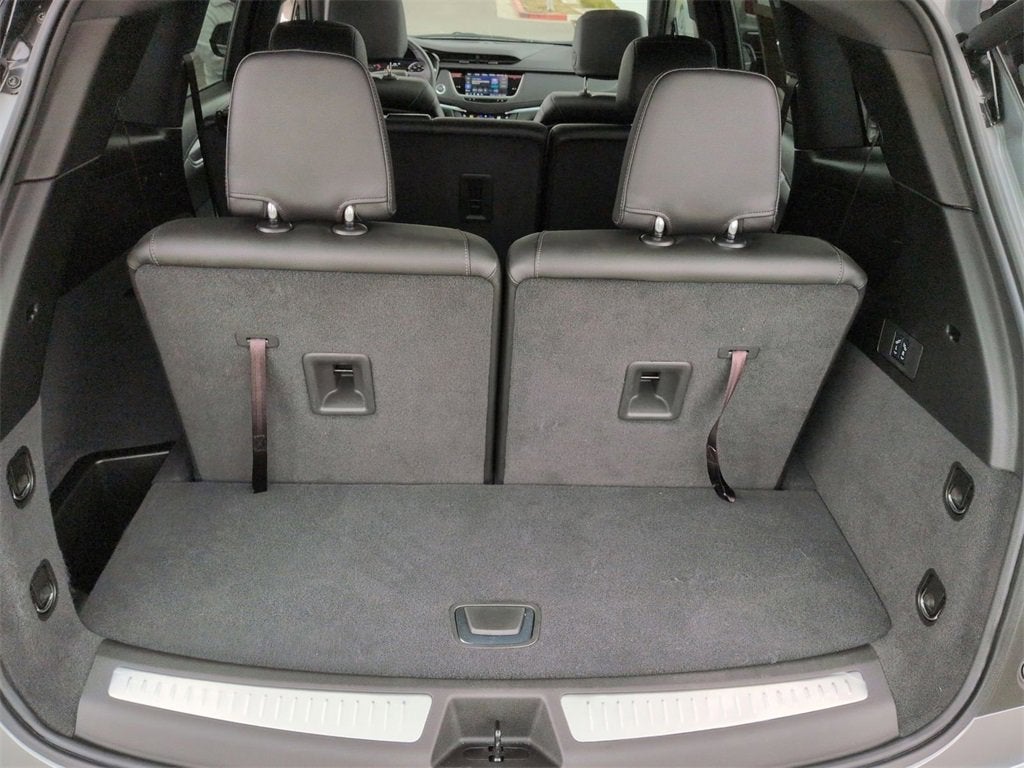 2025 Cadillac XT6 Luxury