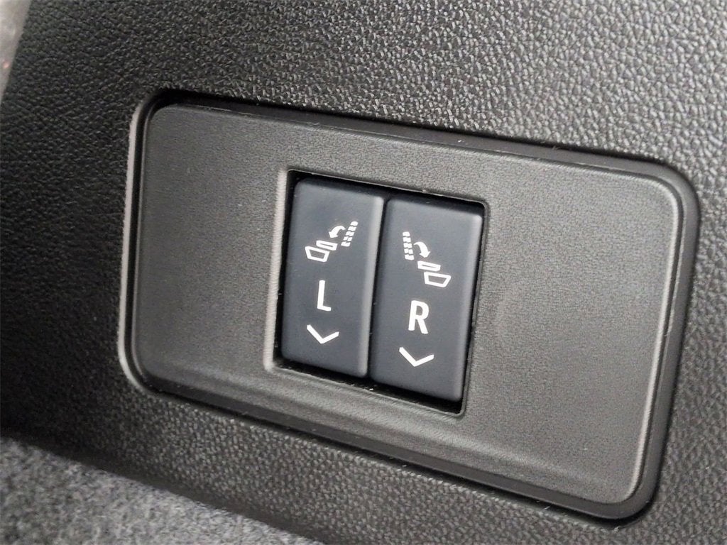 2025 Cadillac XT6 Luxury