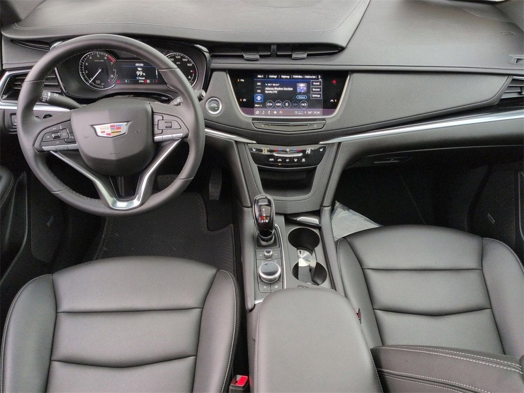 2025 Cadillac XT6 Luxury