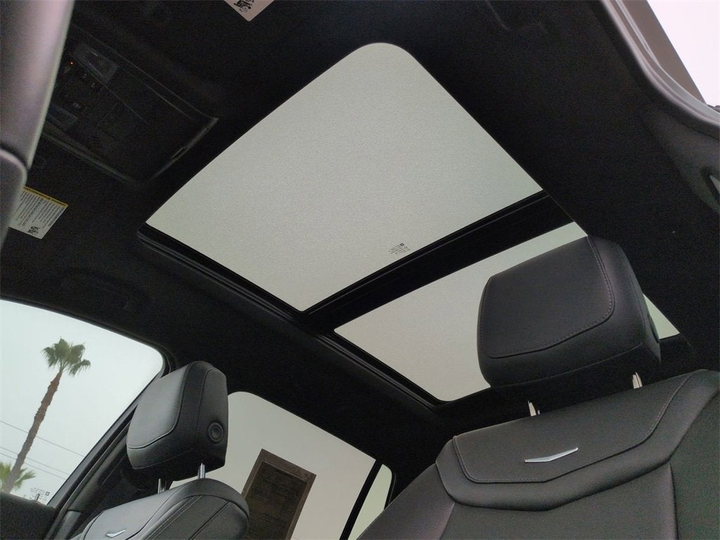 2025 Cadillac XT6 Luxury