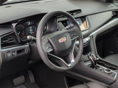 2025 Cadillac XT6 Luxury