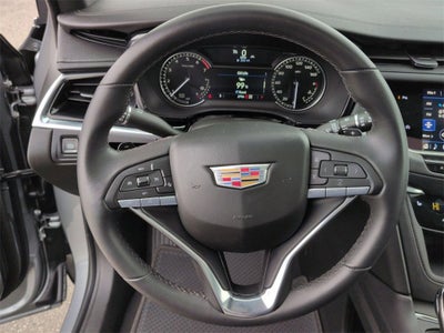 2025 Cadillac XT6 Luxury