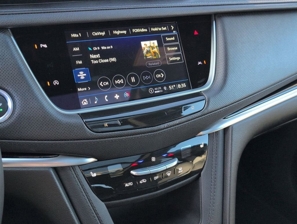 2025 Cadillac XT6 Luxury