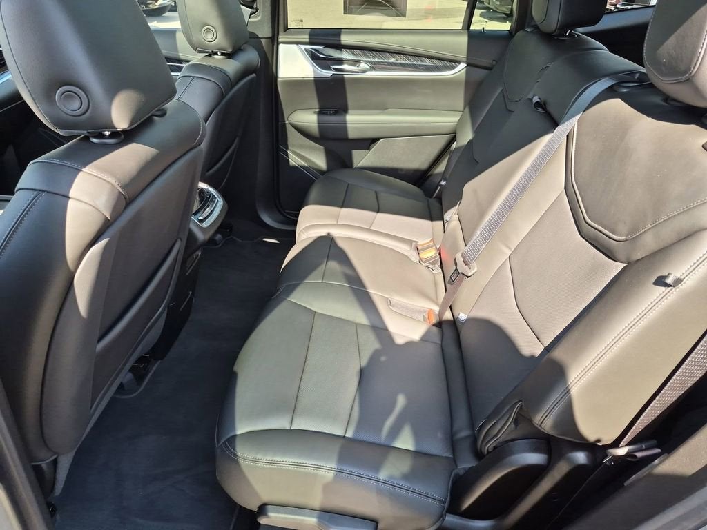 2025 Cadillac XT6 Premium Luxury